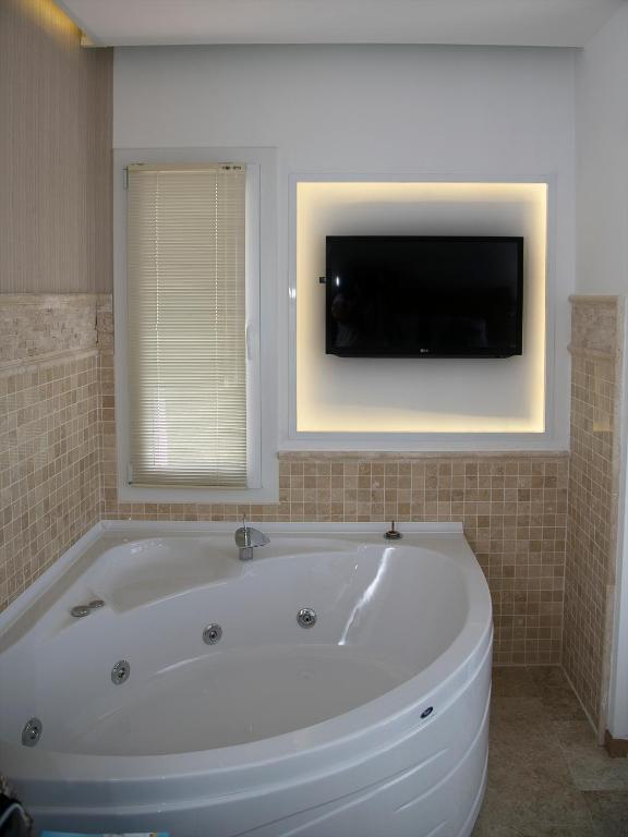 Rhapsody Hotel Kaş Bilik gambar